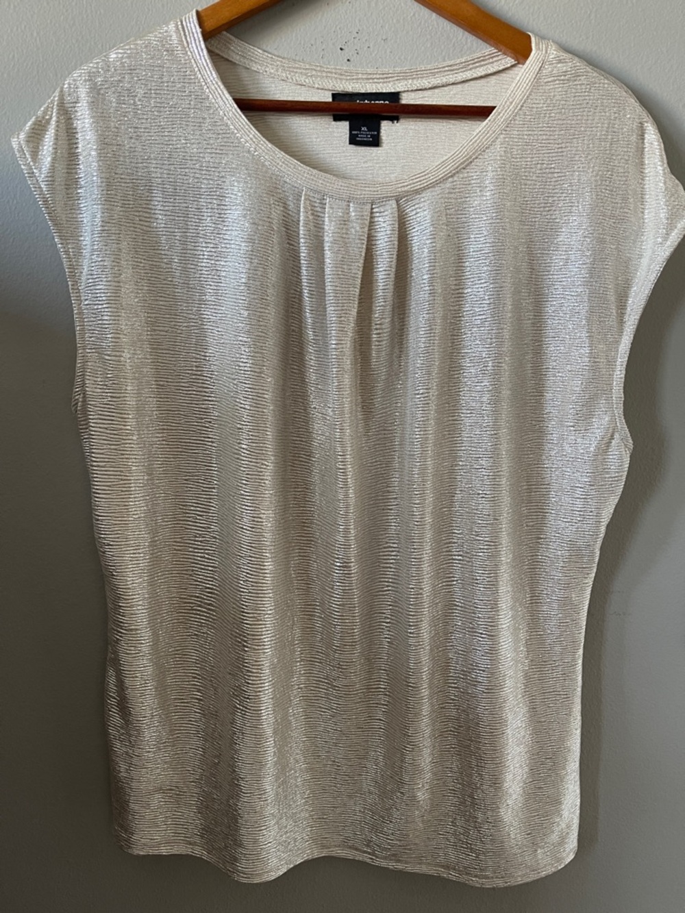 Liz Claiborne champagne-colored sleeveless blouse shimmery fabric.